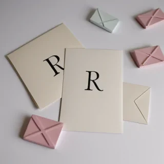 r letter photos