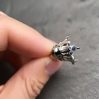 kings crown piercing