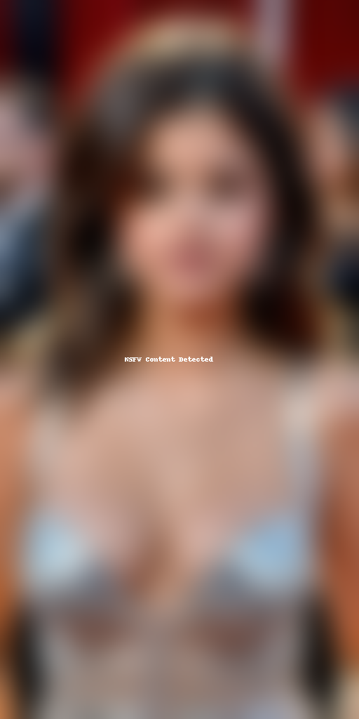 selena gomez boobs 2023