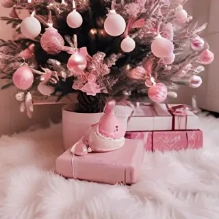 pink christmas aesthetic