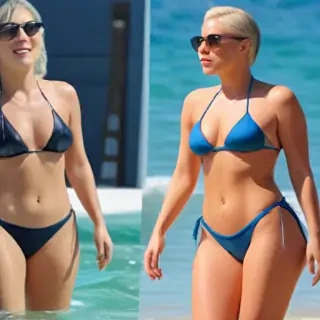 Lady Gaga in bikini