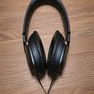 headphone pic