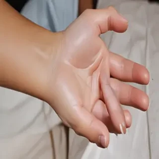 hospital patient hand pic