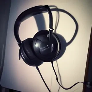 headphone pic