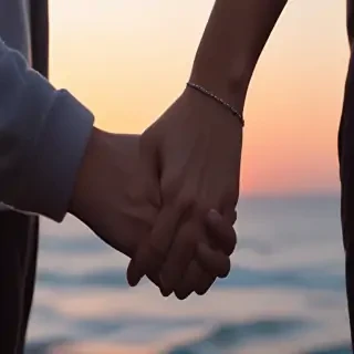 couple holding hands aesthetic