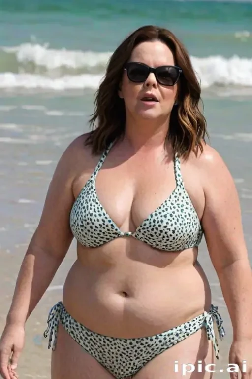 Melissa McCarthy in bikini
