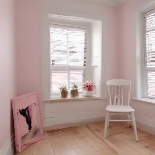 pink and white aesthetic