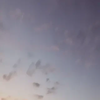 simple iphone wallpaper 4k