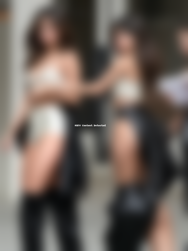 selena gomez dua lipa