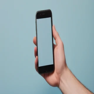 hand holding a phone