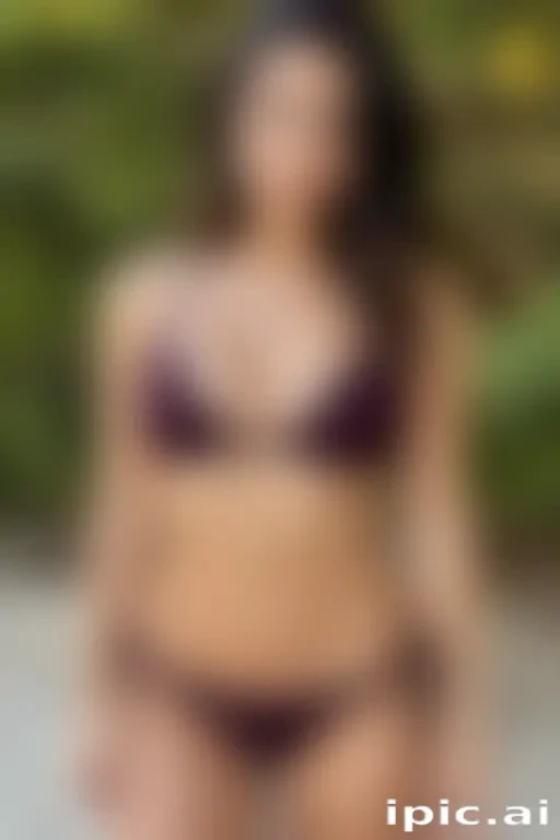 mia kalifa bikini