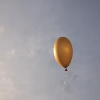 golden balloon