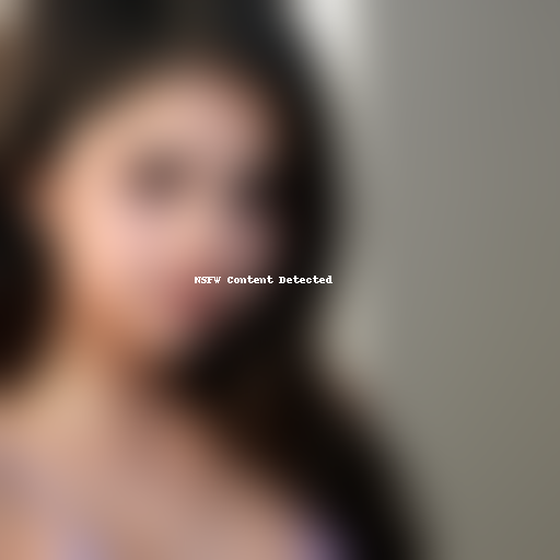 selena gomez's little sister