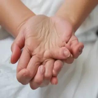 hospital patient hand pic