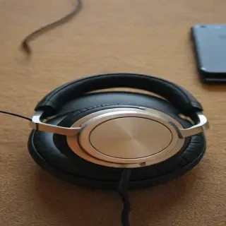 headphone pic