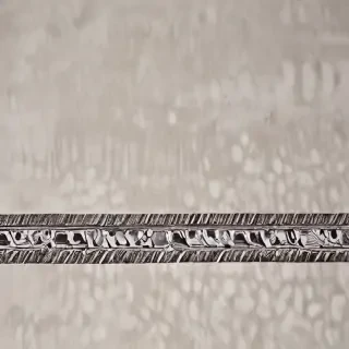 patterned line