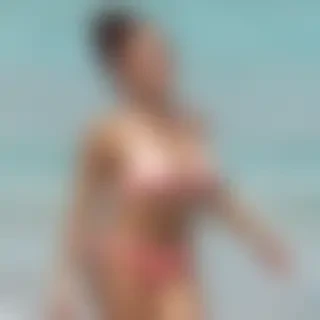 ariana grande en bikini