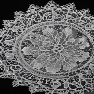 png lace