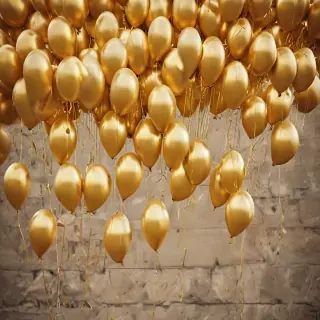 golden balloons