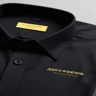 black shirt mockup