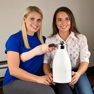 milking lesbos