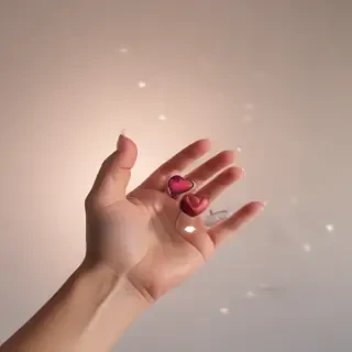 hand heart aesthetic