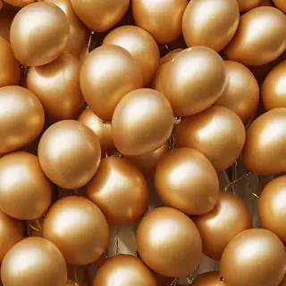 golden balloons