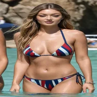 Gigi Hadid in bikini