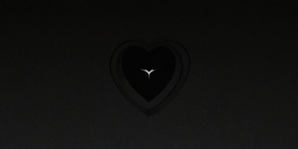 aesthetic black heart wallpaper