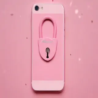 pink lock screen