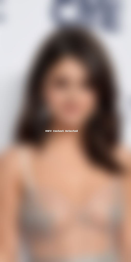 shoulder length hair selena gomez