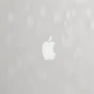 clean iphone wallpaper