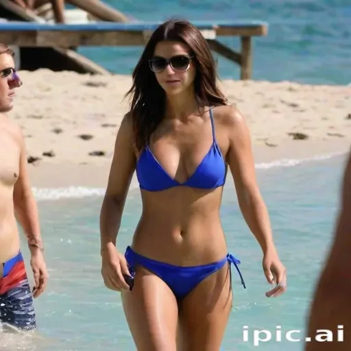 Nina Dobrev in bikini