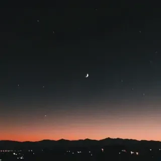 black aesthetic iphone wallpaper