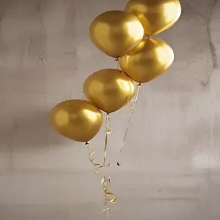 golden balloons