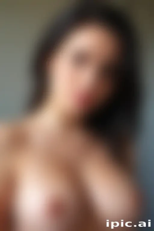 ladies boobs pic
