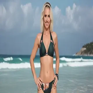 gwen tennyson bikini