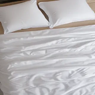 bed top view
