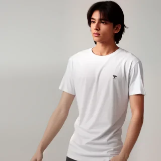 white tee shirt png