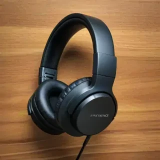 headphone pic