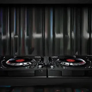 dj background