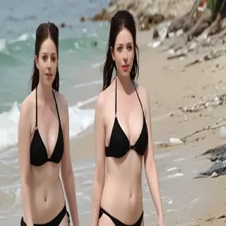 michelle trachtenberg bikini