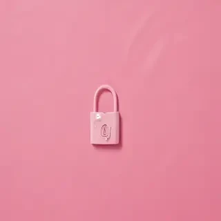 pink lock screen