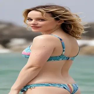 rachel mcadams en bikini