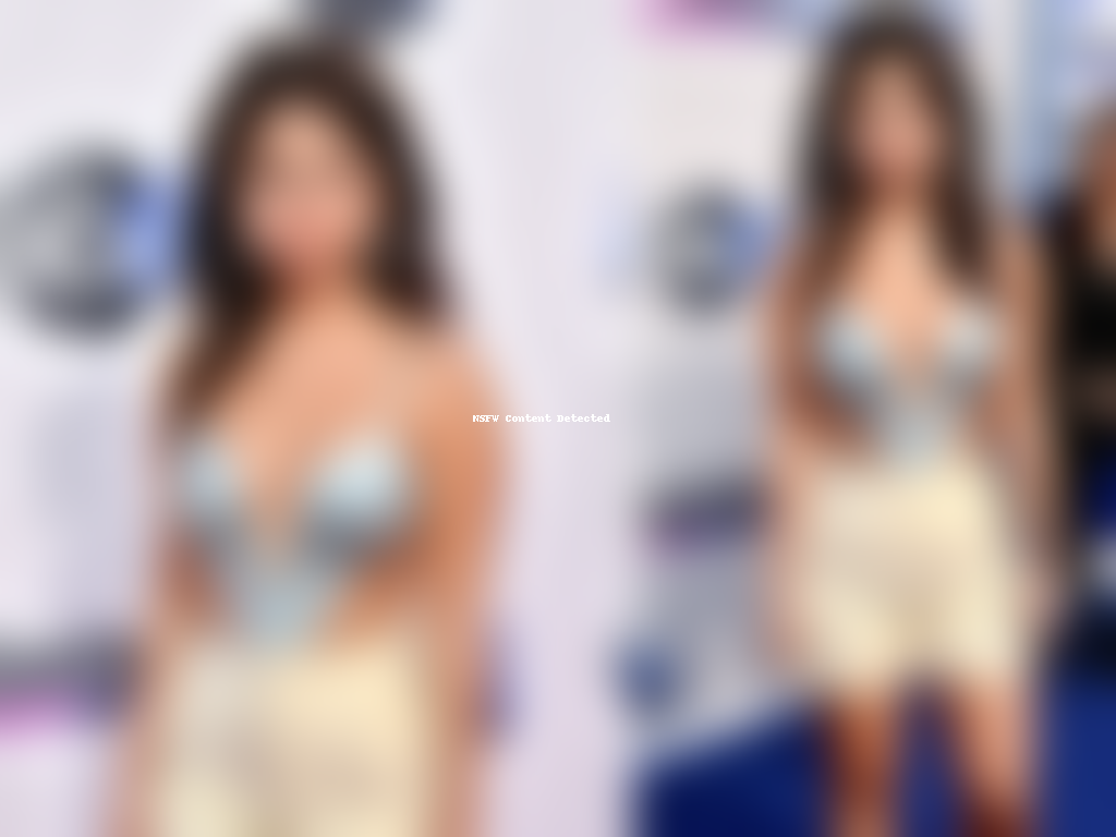 selena gomez best outfits