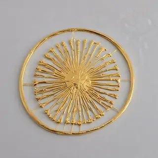 gold color