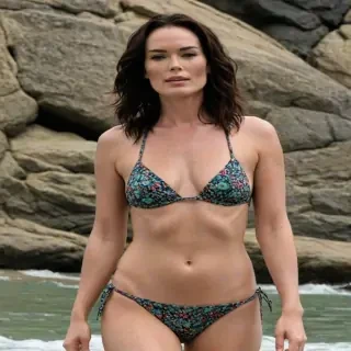 lena headey in bikini