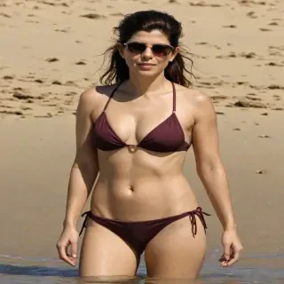 marisa tomei bikini