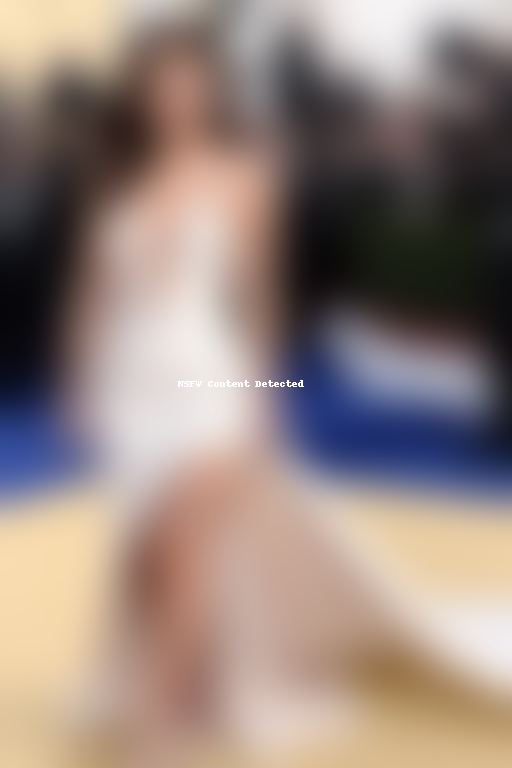 selena gomez  2023 dress