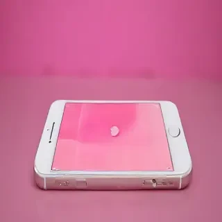 iphone pink background